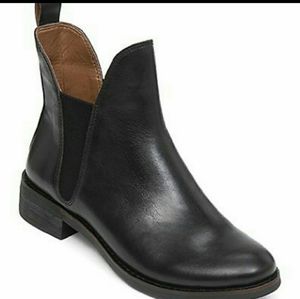 Lucky Brand Nocturno Chelsea boots